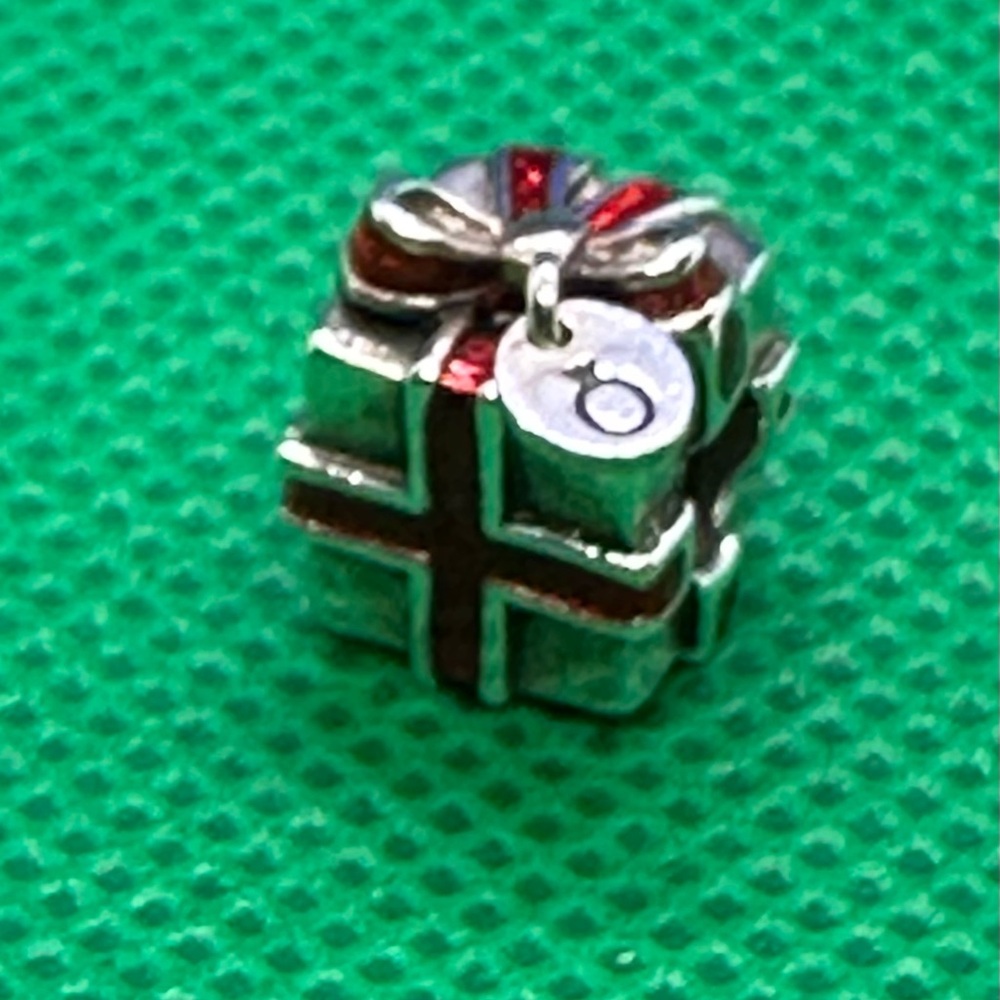 2012 Pandora’s Limited Edition Black Friday Christmas Gift, 791086EN27